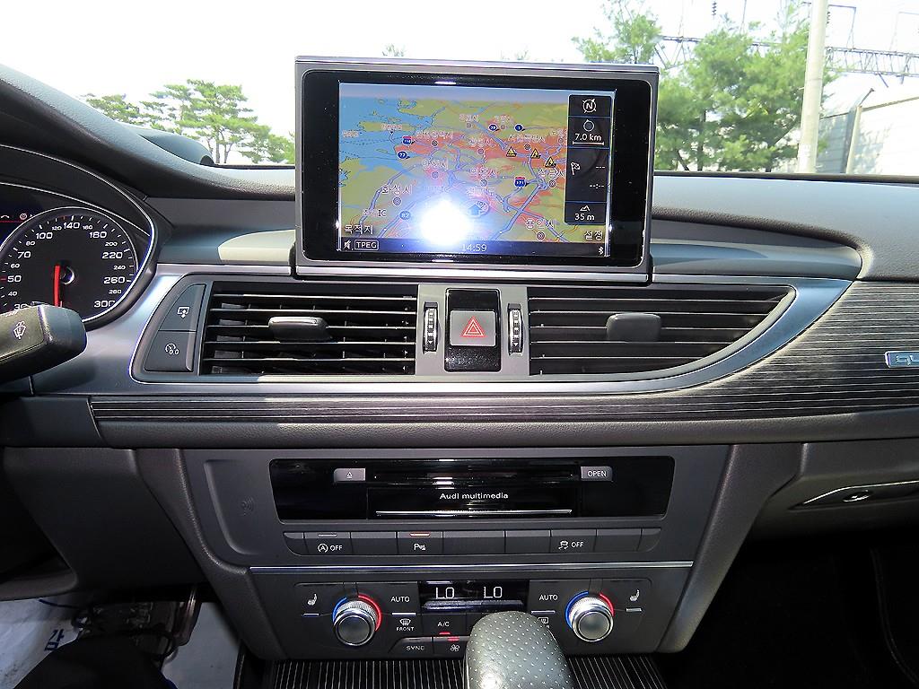 Audi A6 — photo 13