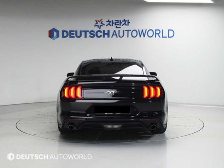 Ford Mustang — photo 04