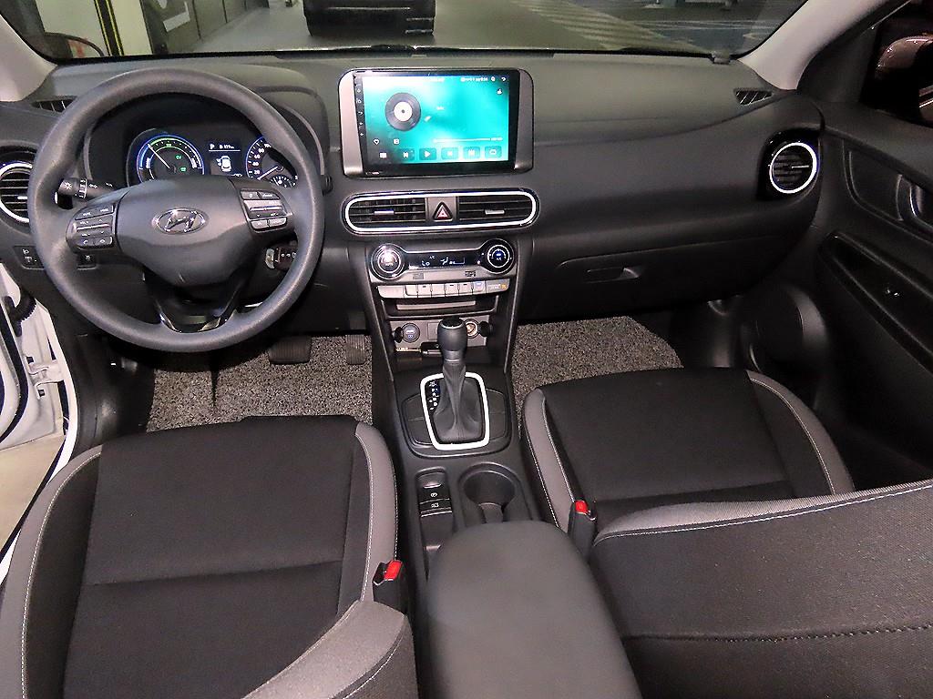 Hyundai Kona — photo 10