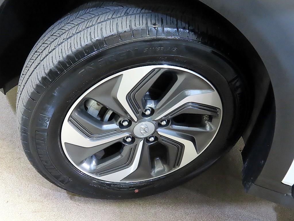 Hyundai Kona — photo 19