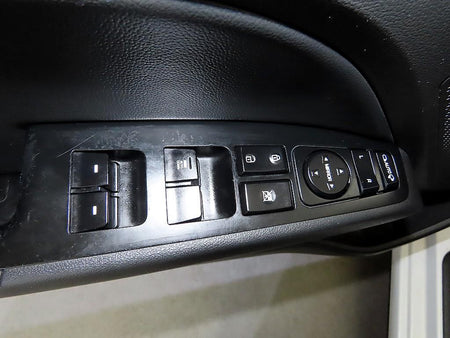 Hyundai Avante — photo 13
