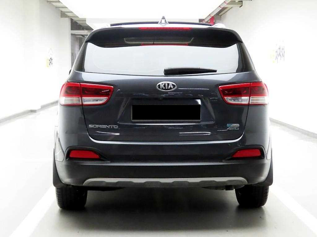Kia Sorento — photo 03