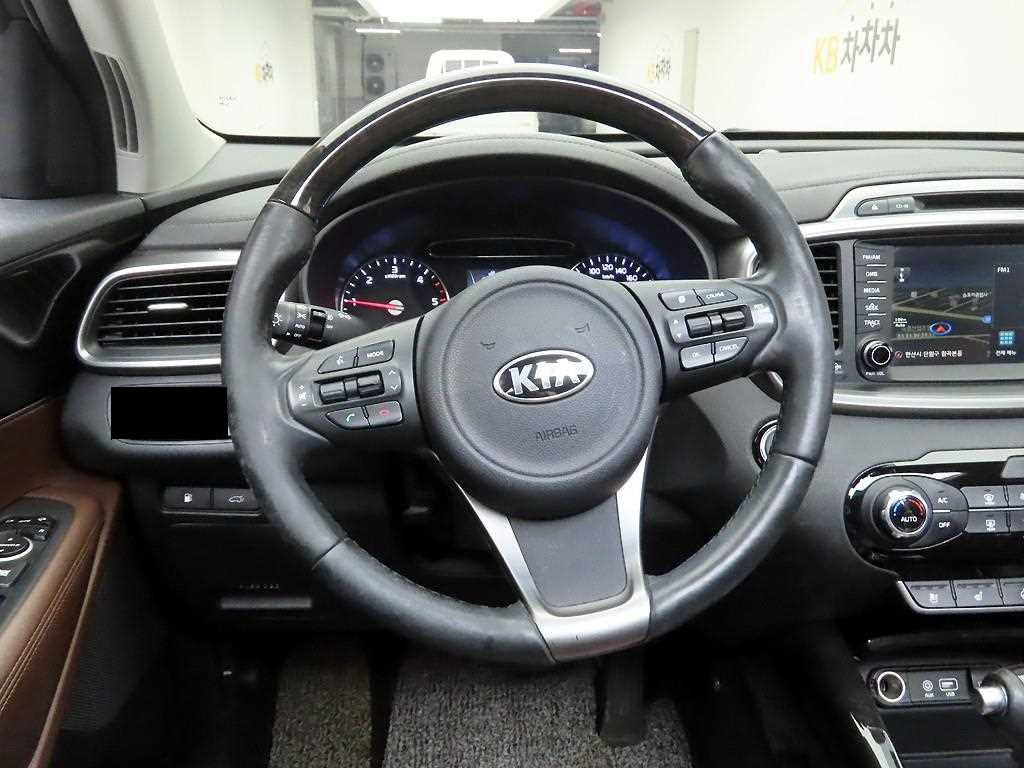 Kia Sorento — photo 07