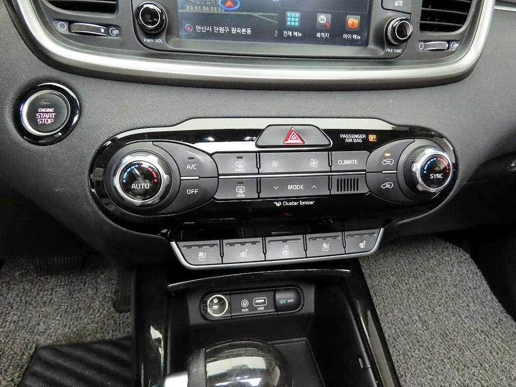 Kia Sorento — photo 09