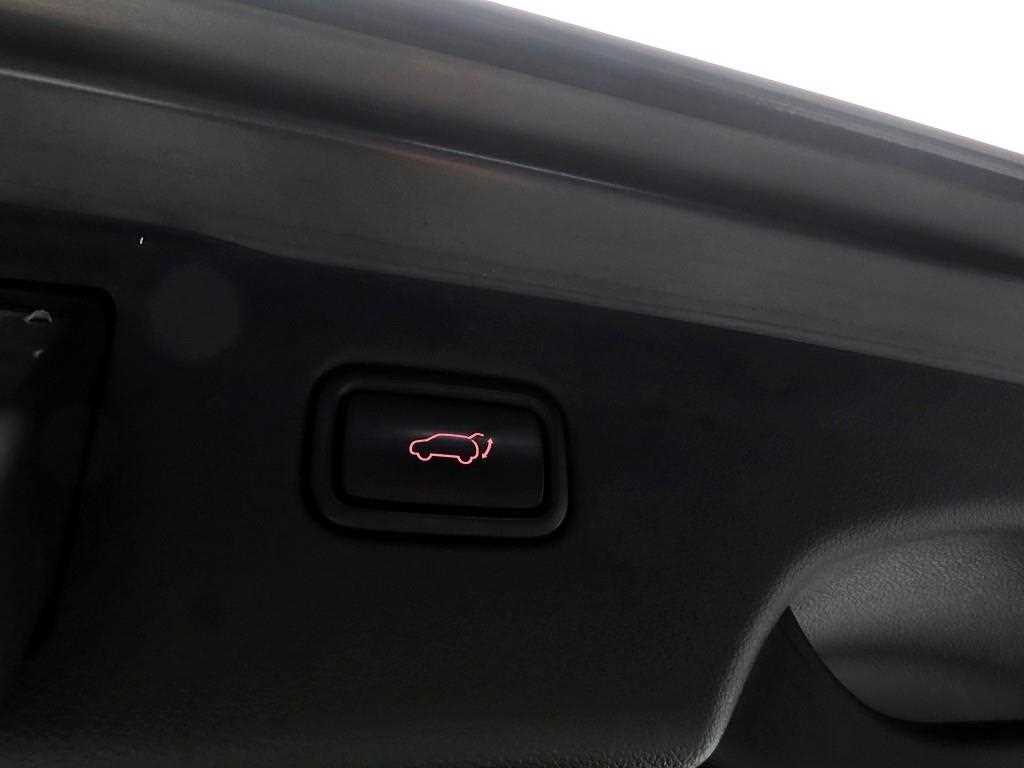 Kia Sorento — photo 16