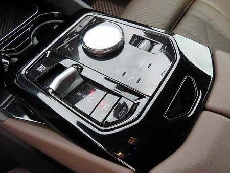 BMW 5-Series — photo 11