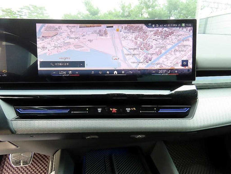 BMW 5-Series — photo 13
