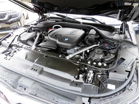 BMW 5-Series — photo 19