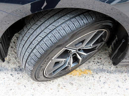 BMW 5-Series — photo 20