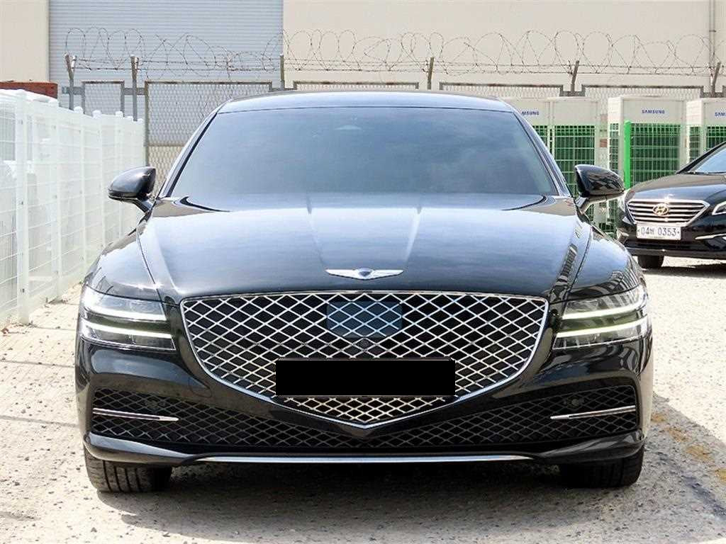 Genesis G80 — photo 01