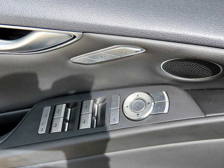 Genesis G80 — photo 12