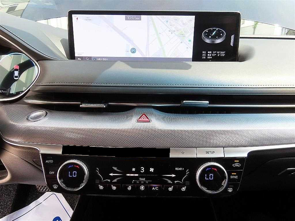 Genesis G80 — photo 13