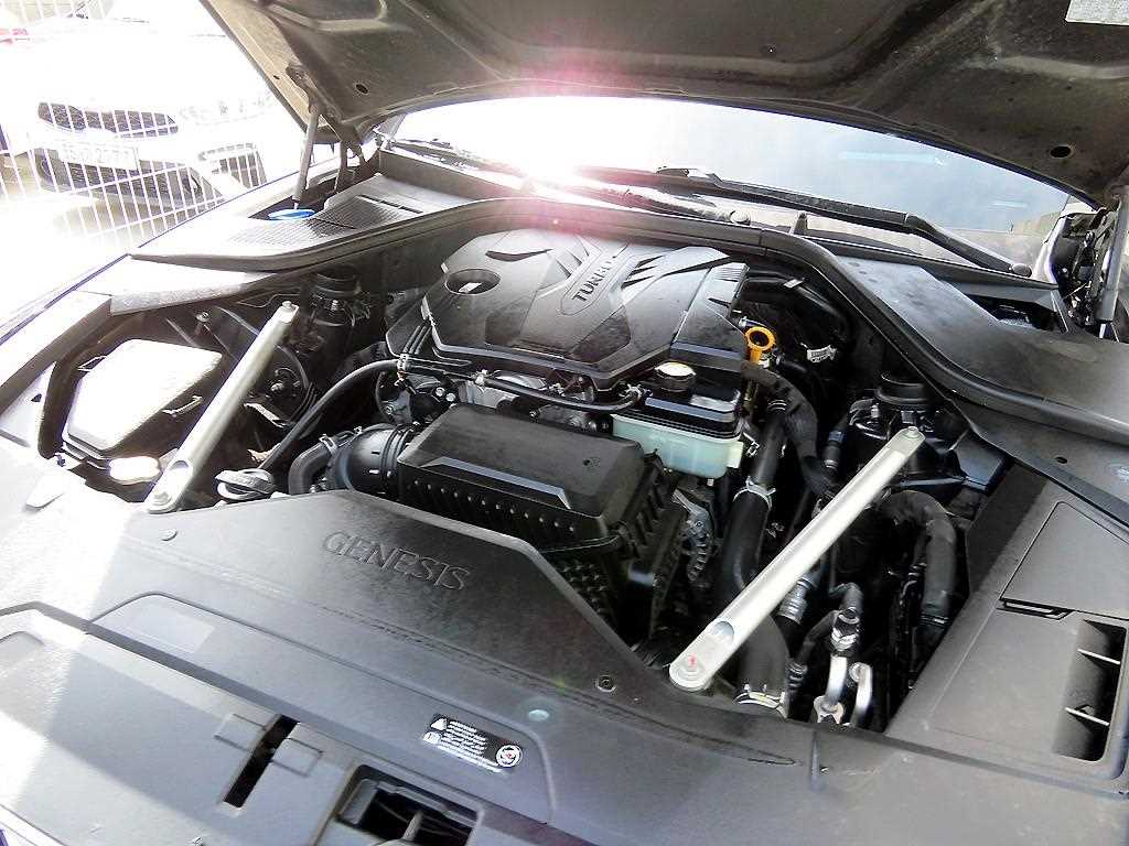Genesis G80 — photo 19
