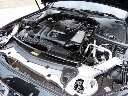 Mercedes-Benz E-Class — photo 19