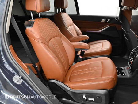 BMW X7 — photo 12