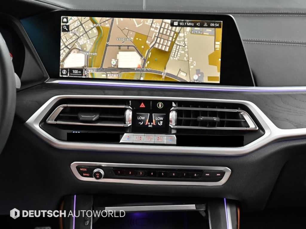 BMW X7 — photo 14