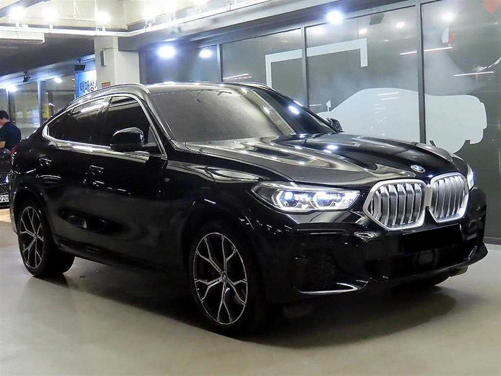 BMW X6 — photo 01
