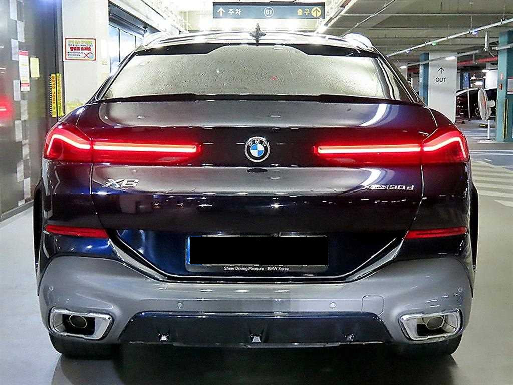 BMW X6 — photo 05