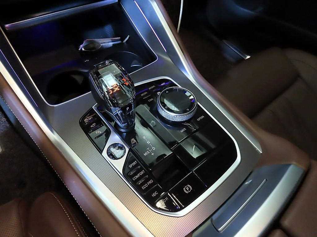 BMW X6 — photo 12