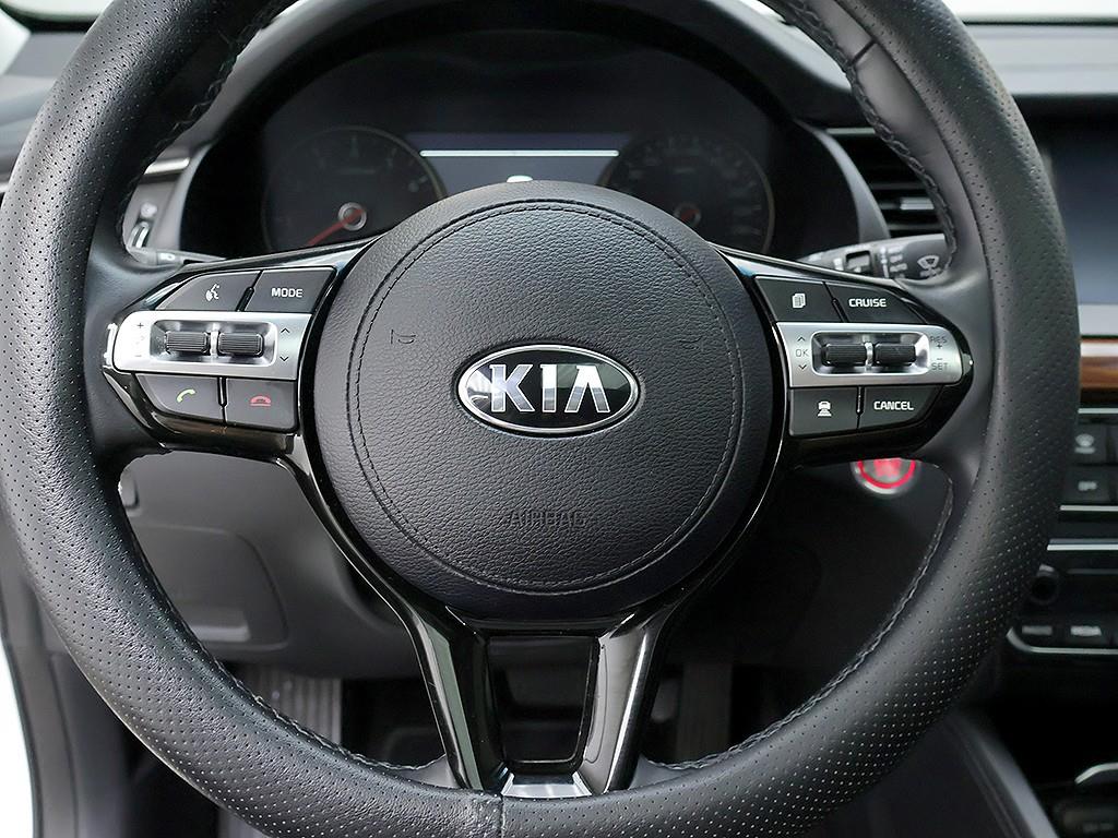 Kia K7 — photo 15