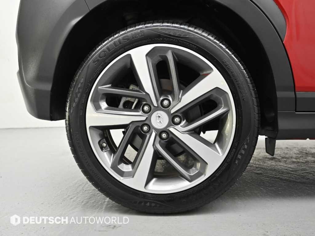 Hyundai Kona — photo 05