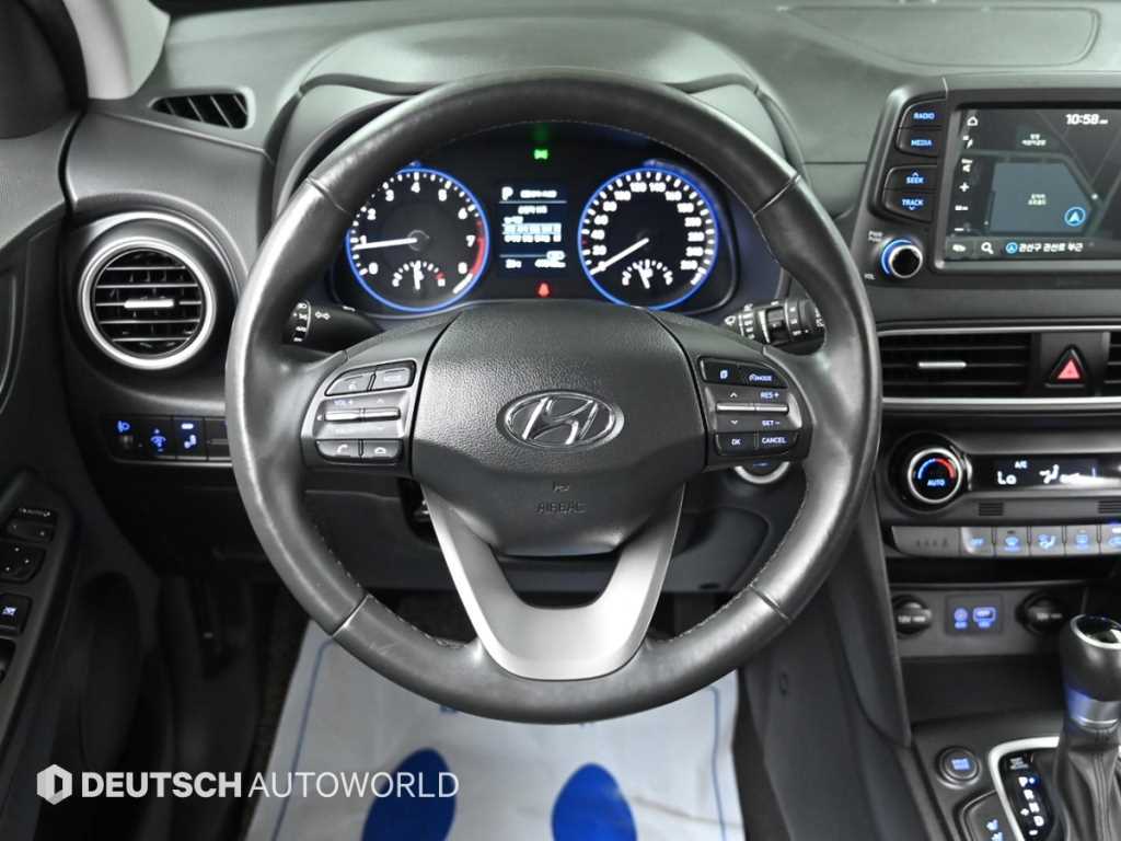 Hyundai Kona — photo 13