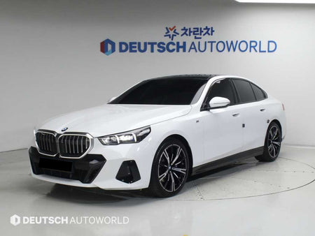 BMW 5-Series — photo 01