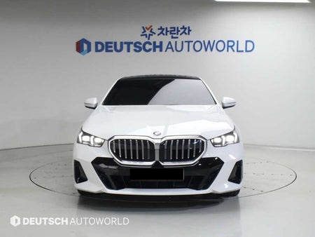 BMW 5-Series — photo 03