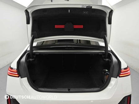 BMW 5-Series — photo 19