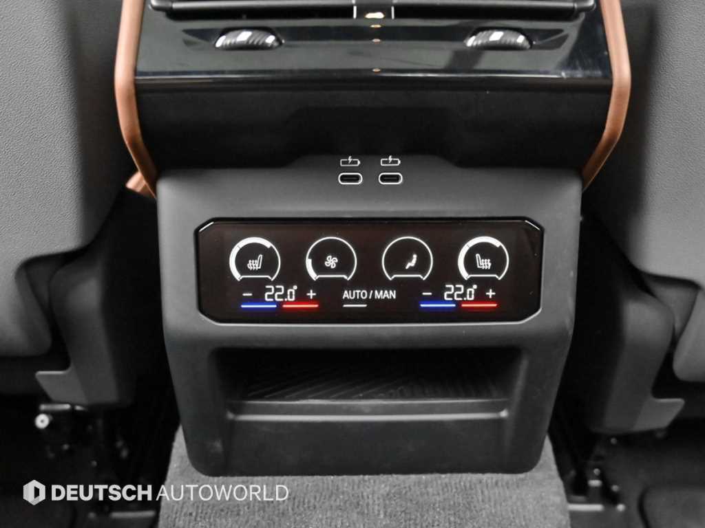 BMW 5-Series — photo 16