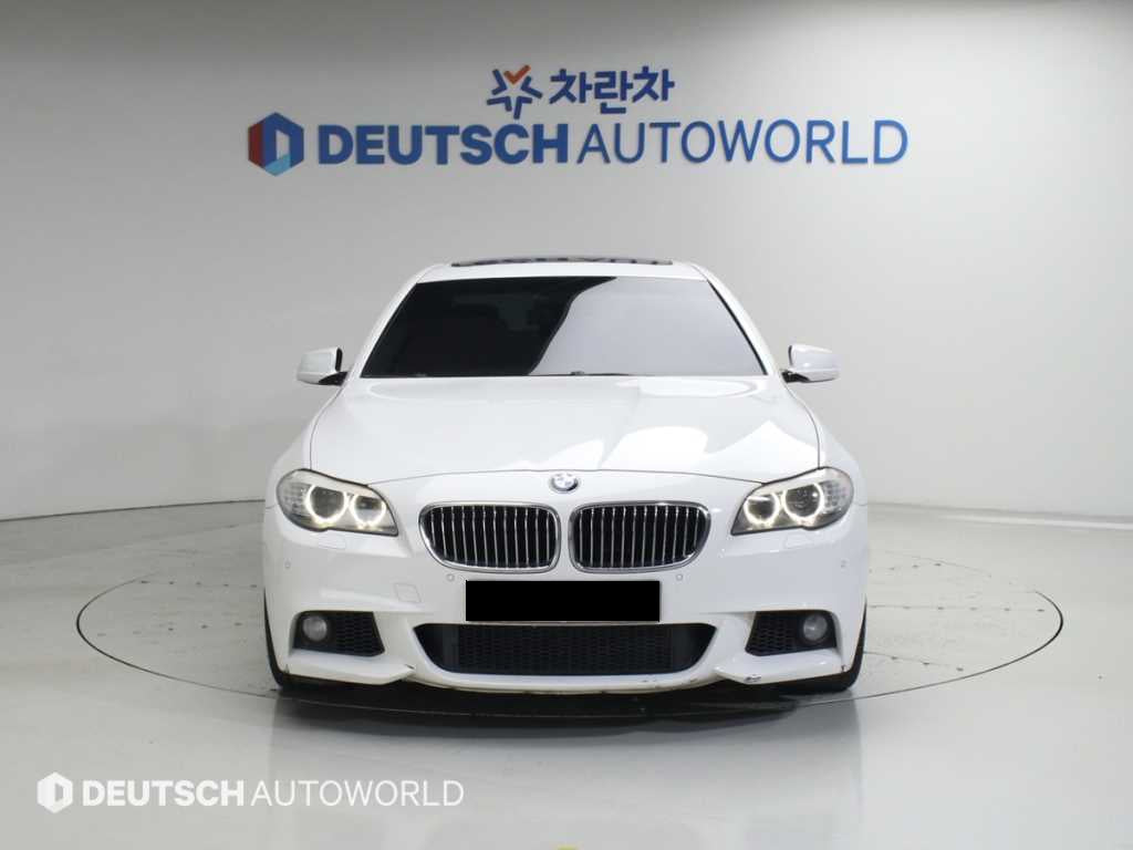 BMW 5-Series — photo 03