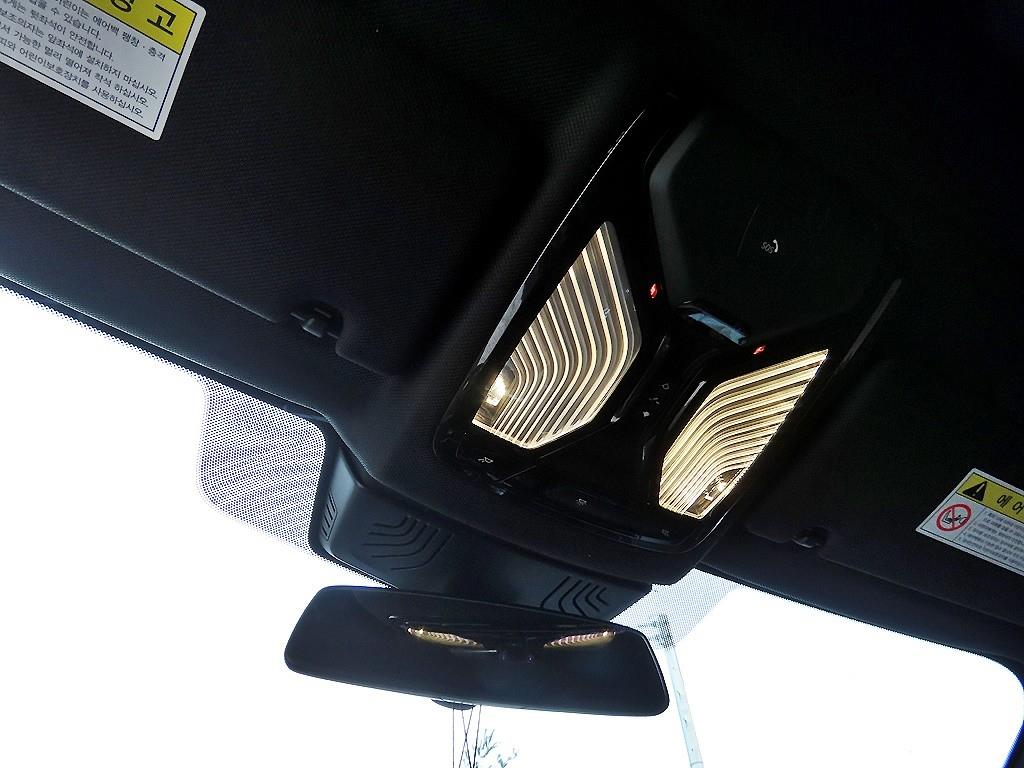 BMW 5-Series — photo 15