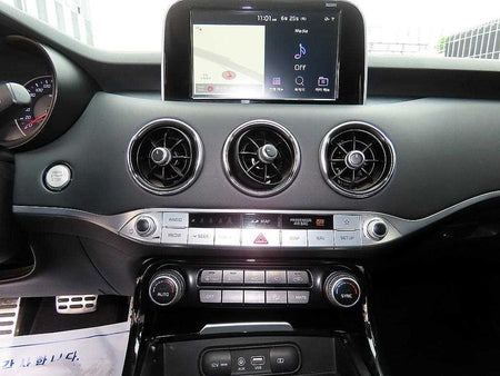 Kia Stinger — photo 14