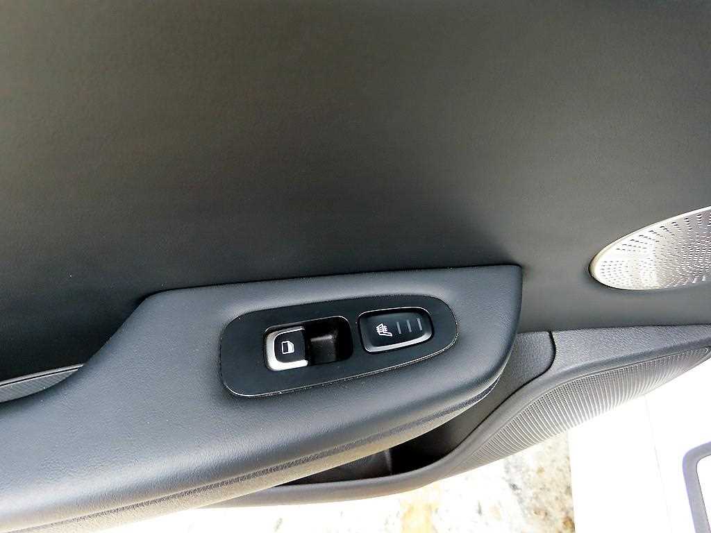 Kia Stinger — photo 15