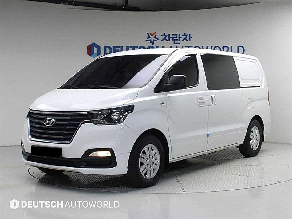 Hyundai Starex — photo 01