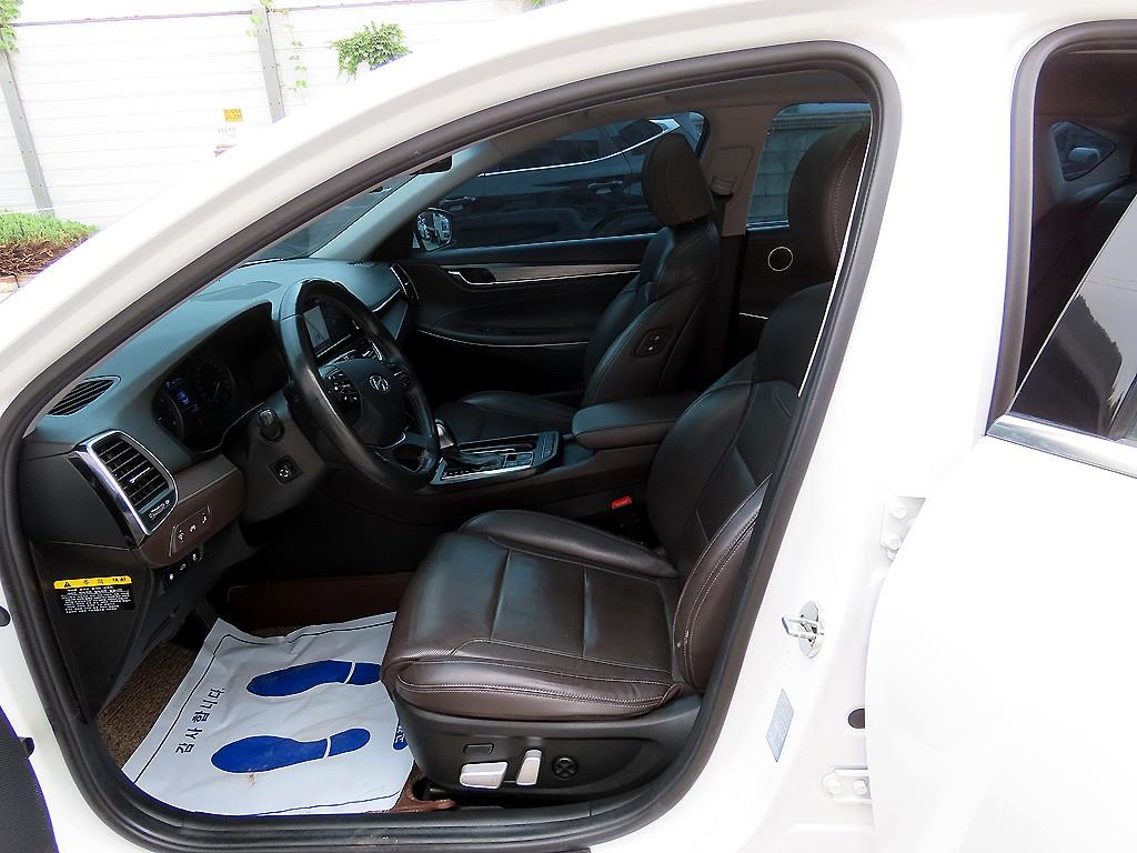 Hyundai Grandeur — photo 05