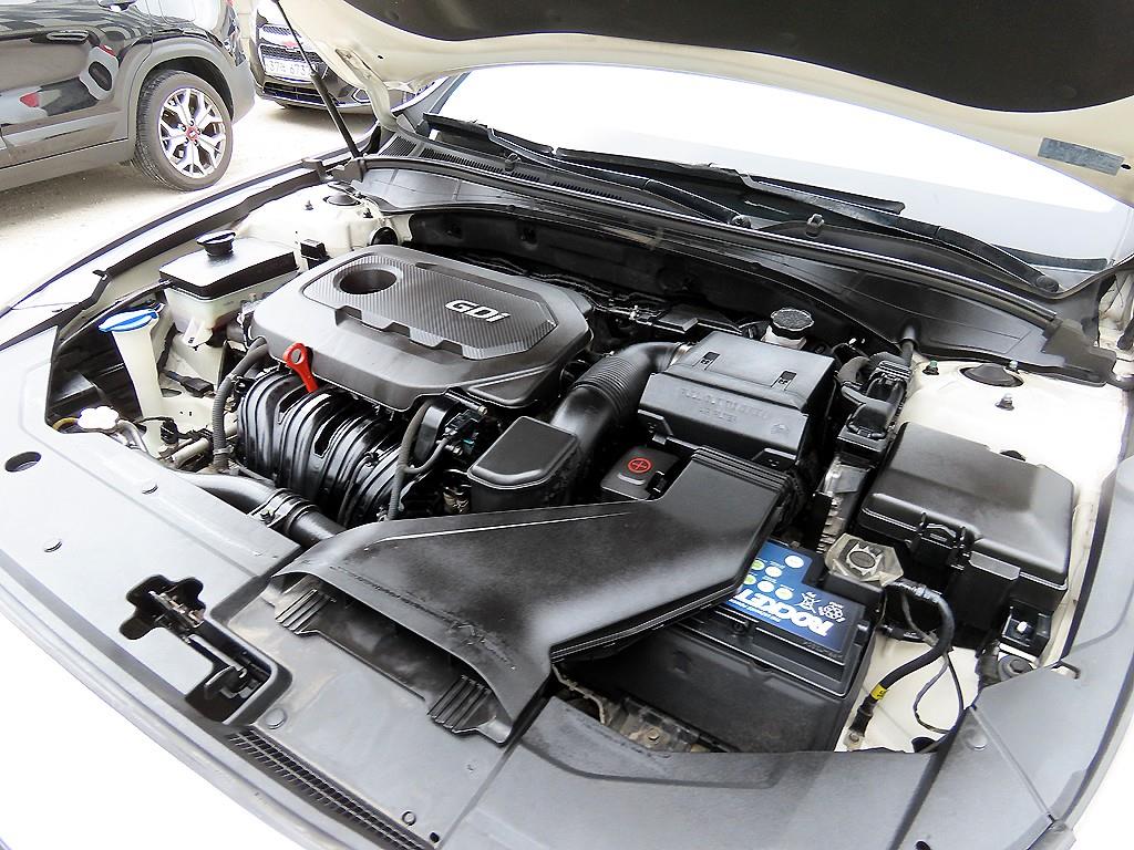 Hyundai Grandeur — photo 19