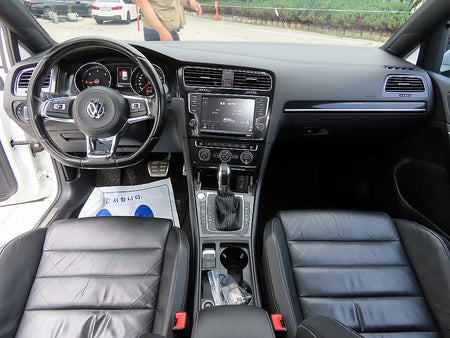 Volkswagen Golf — photo 07