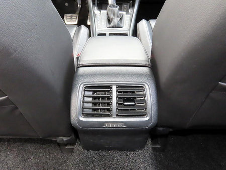 Volkswagen Golf — photo 16