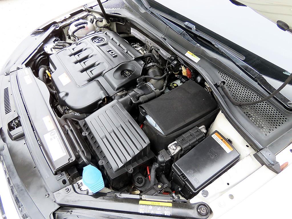 Volkswagen Golf — photo 19