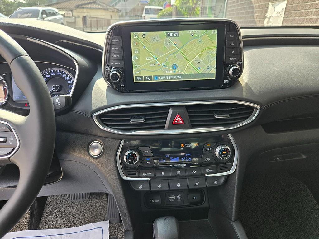 Hyundai Santafe — photo 10