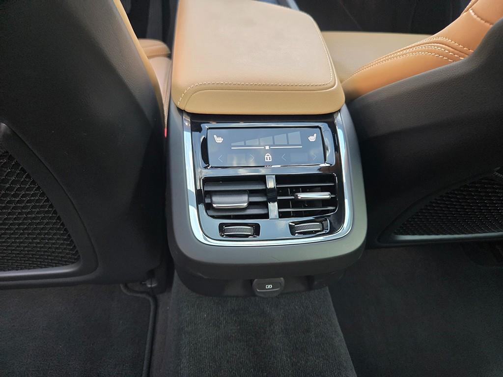Volvo V60 — photo 15