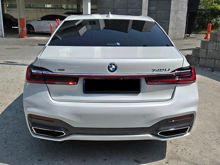 BMW 7-Series — photo 04