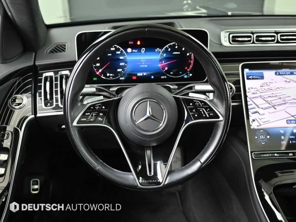 Mercedes-Benz S-Class — photo 13