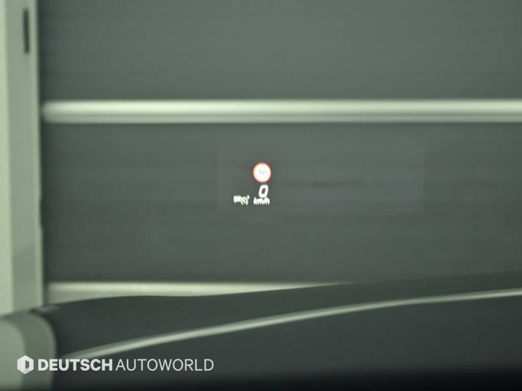Mercedes-Benz S-Class — photo 17