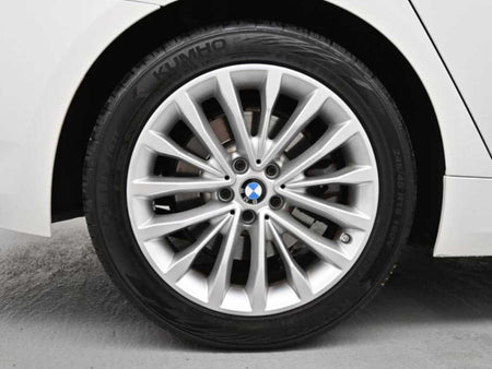 BMW 5-Series — photo 05