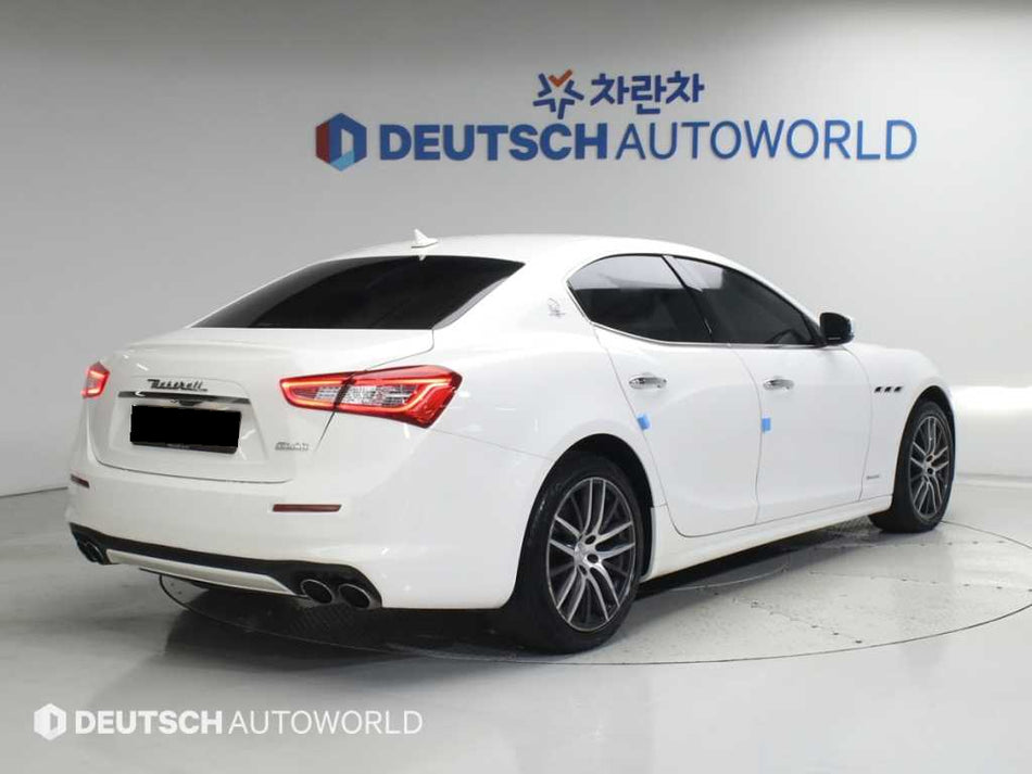 Maserati Ghibli — photo 02