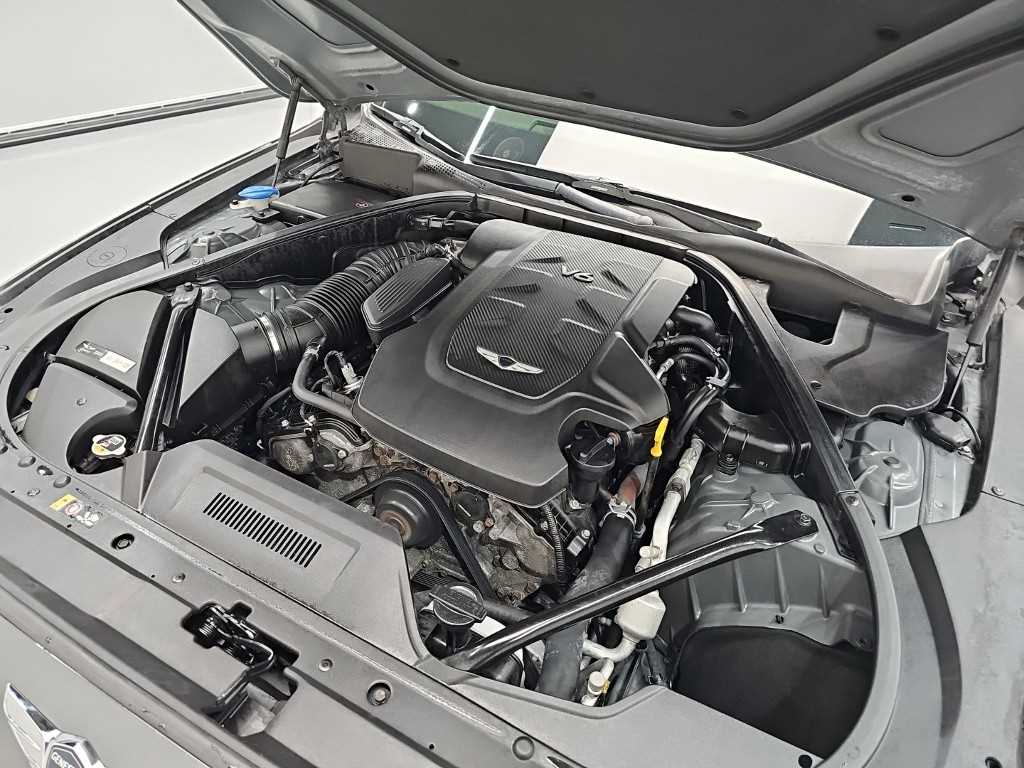 Genesis G80 — photo 05