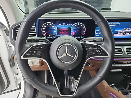Mercedes-Benz GLE-Class — photo 09