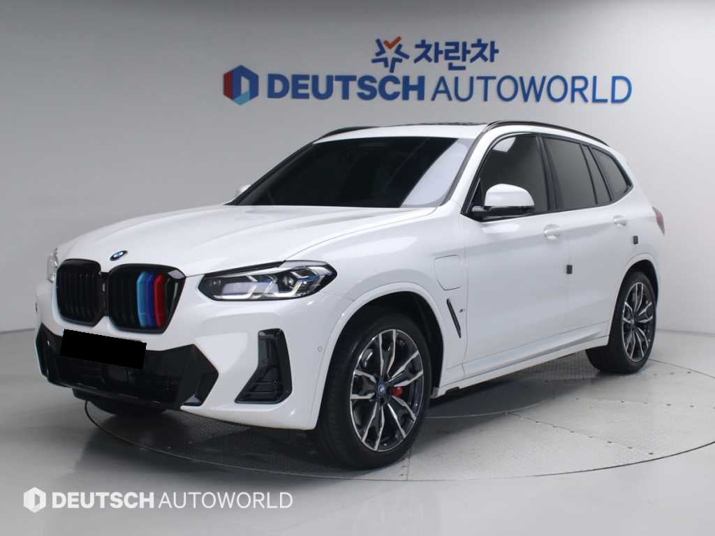 BMW X3 — photo 01